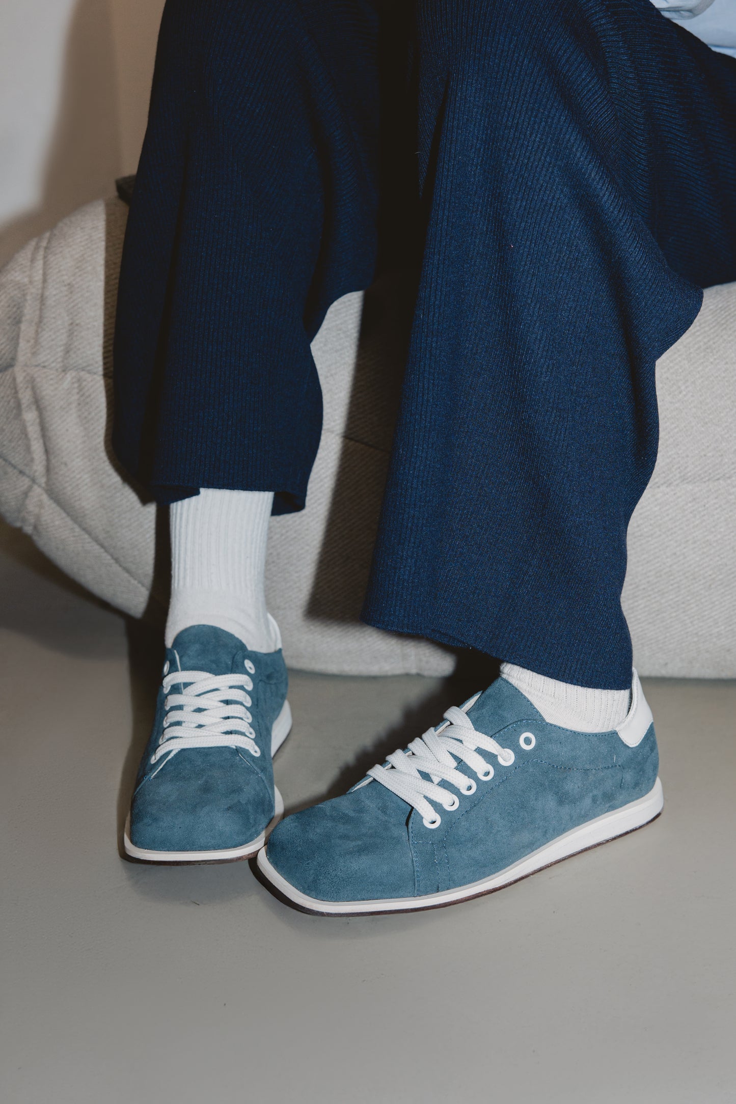 PODIA Sneakers