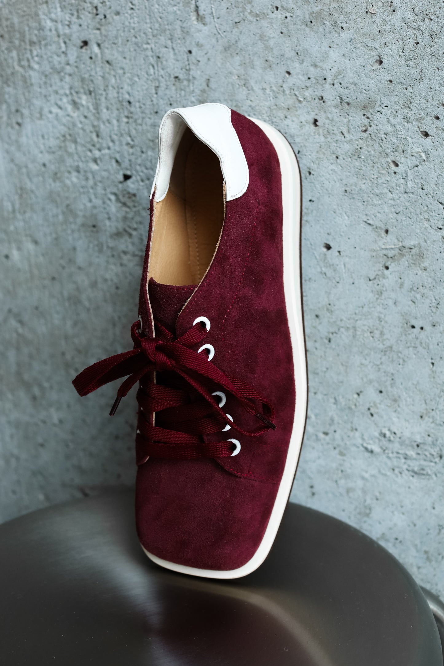PODIA Sneakers