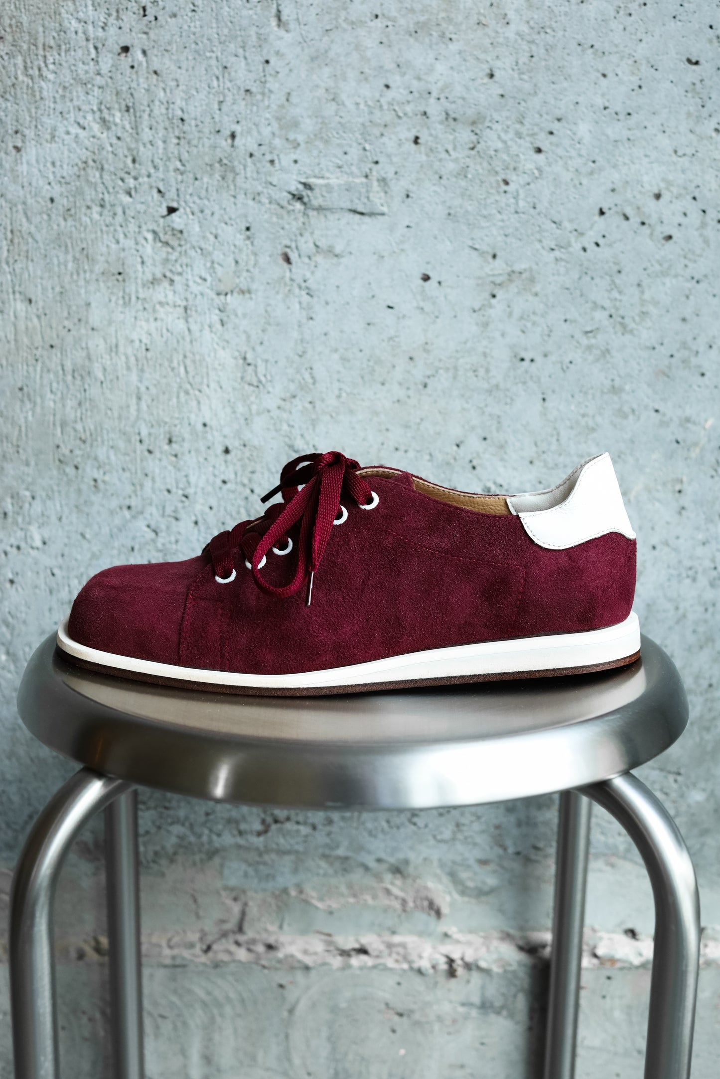 PODIA Sneakers